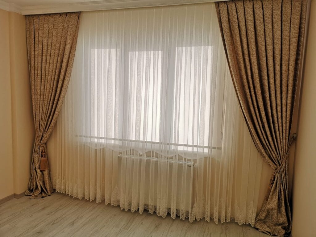 Banyo Perdesi: Neme Dayanıklı ve Pratik Çözümler vela perde proje istanbul 12